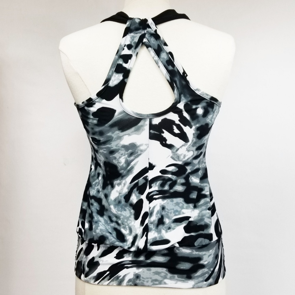 iz Byer California Sleeveless Black, White & Gray - Picture 5 of 8